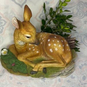 Fawn of White Tail 5806 Andrea by Sadek fine porcelain figurine 1980’s